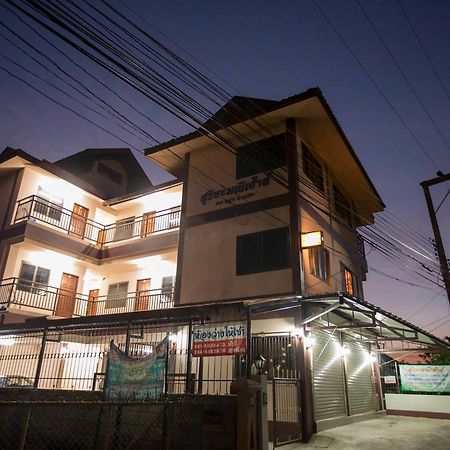 Suriyamanee House Hotel Mae Rim Exterior foto
